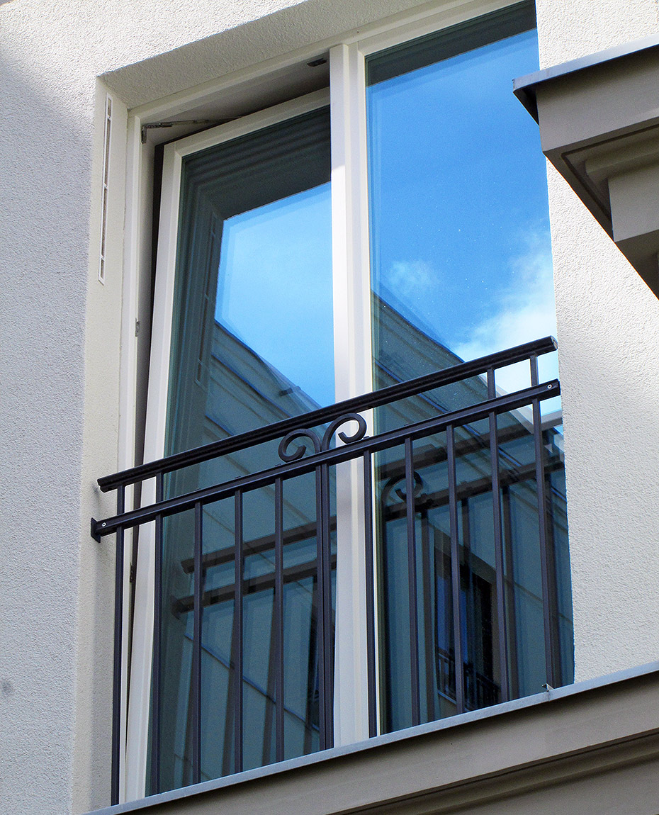 Detailansicht Fenster . Neubau Mehrfamilienhaus, Beuthstraße Berlin